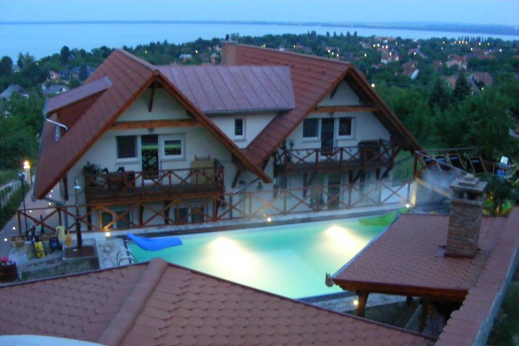 Holidaysport Haus Balatongyörök المظهر الخارجي الصورة